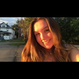 Meet your Posher, Megan